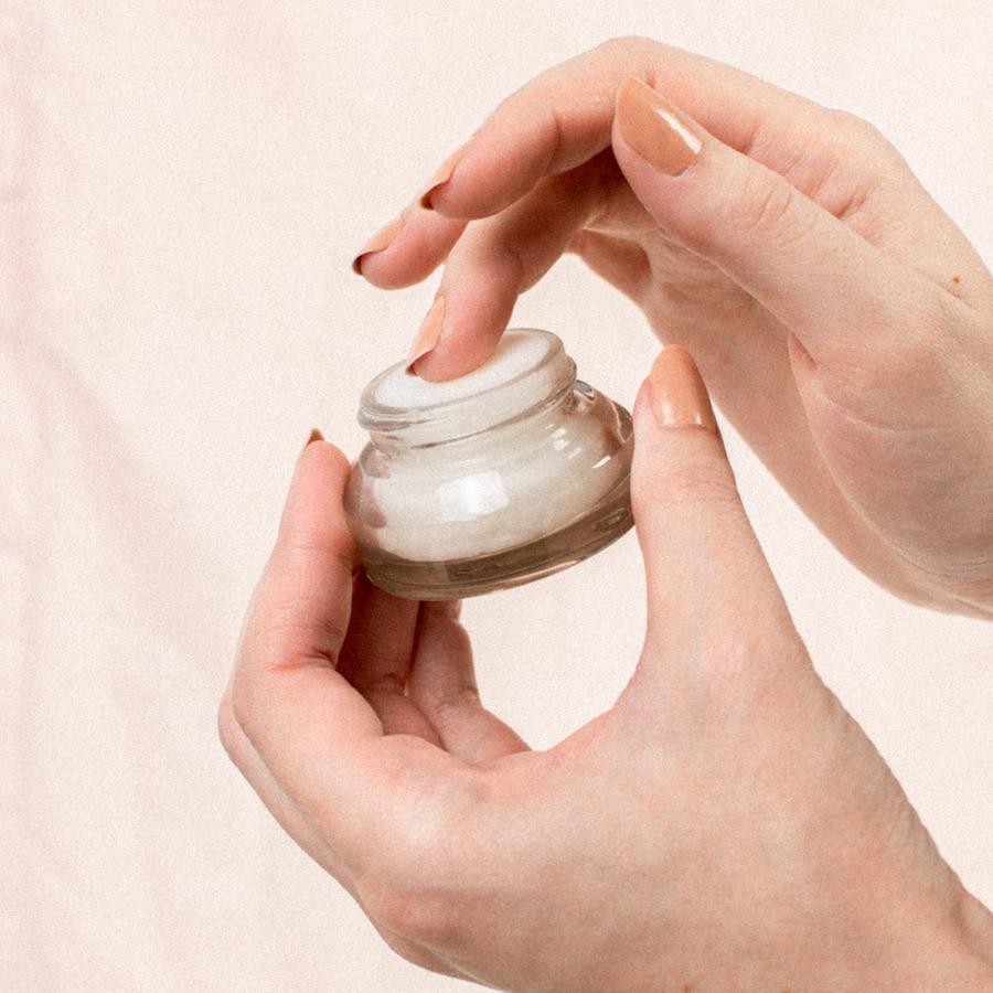 Pomegranate Peach Exfoliating Lip Scrub